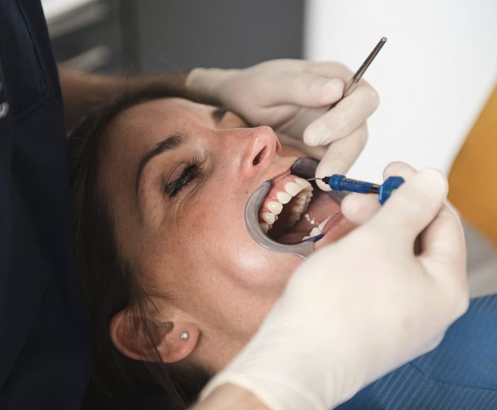 Dentista con paziente